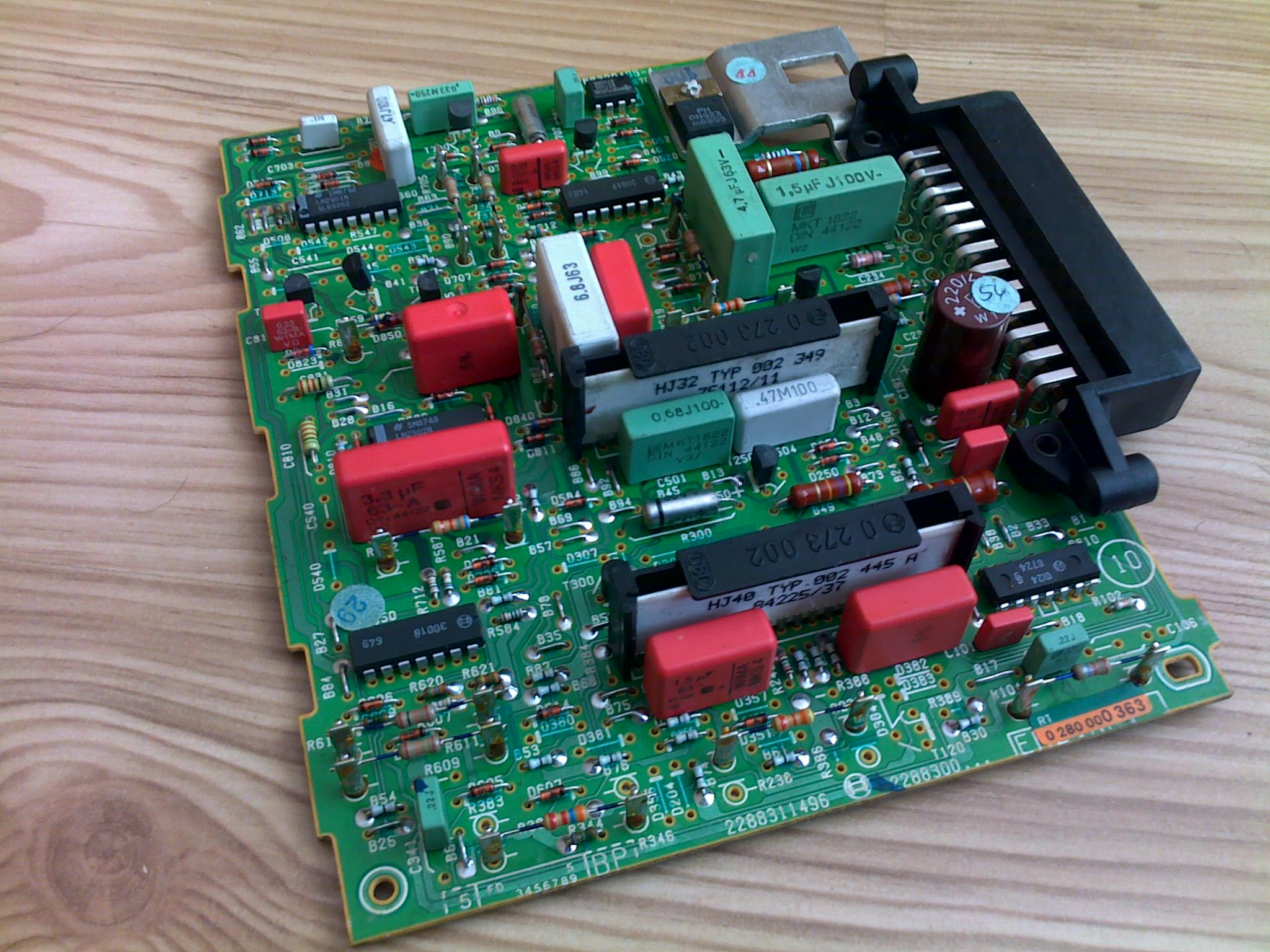 turbo ecu 1.jpg
